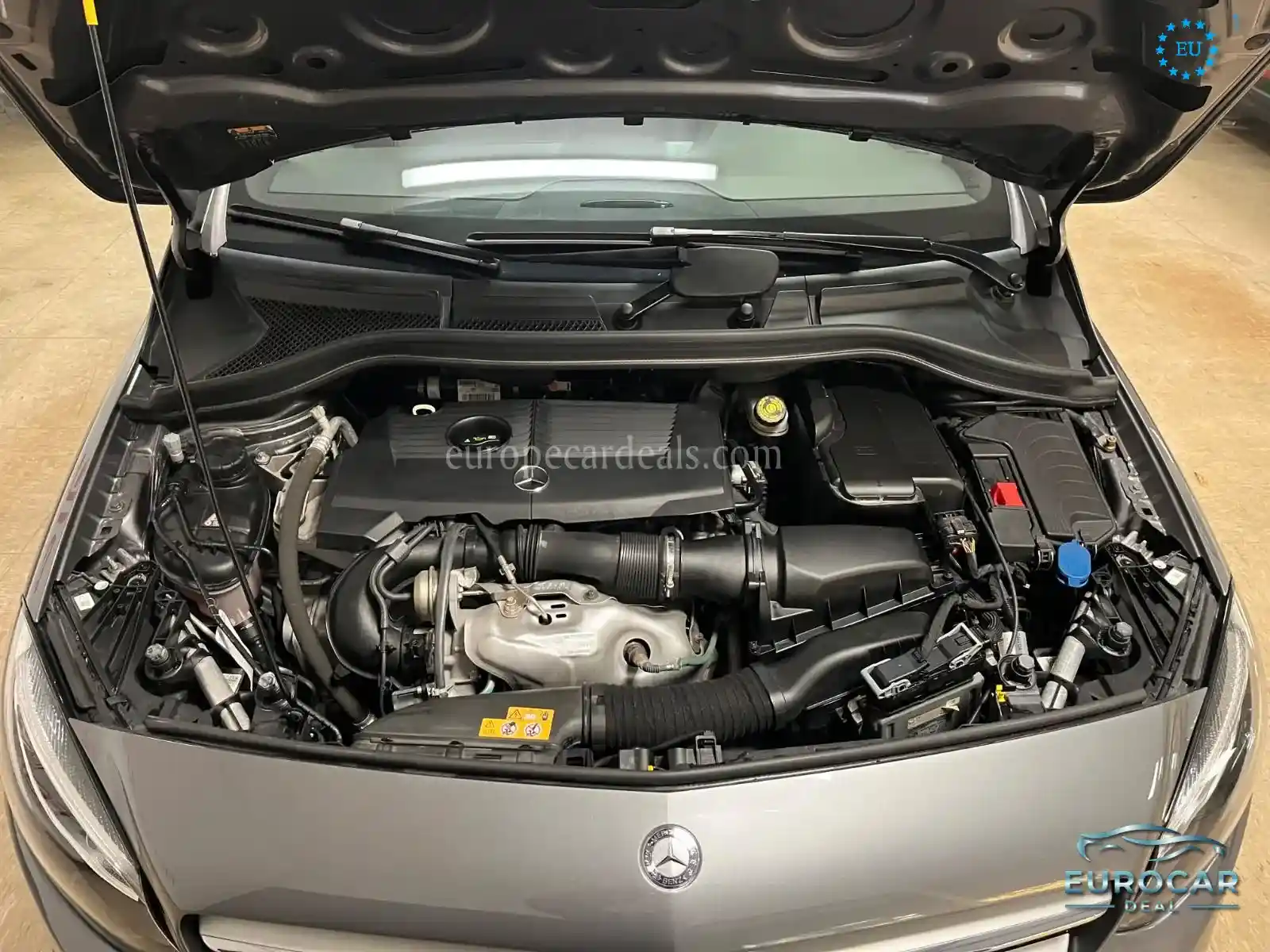 Mercedes-Benz B 200