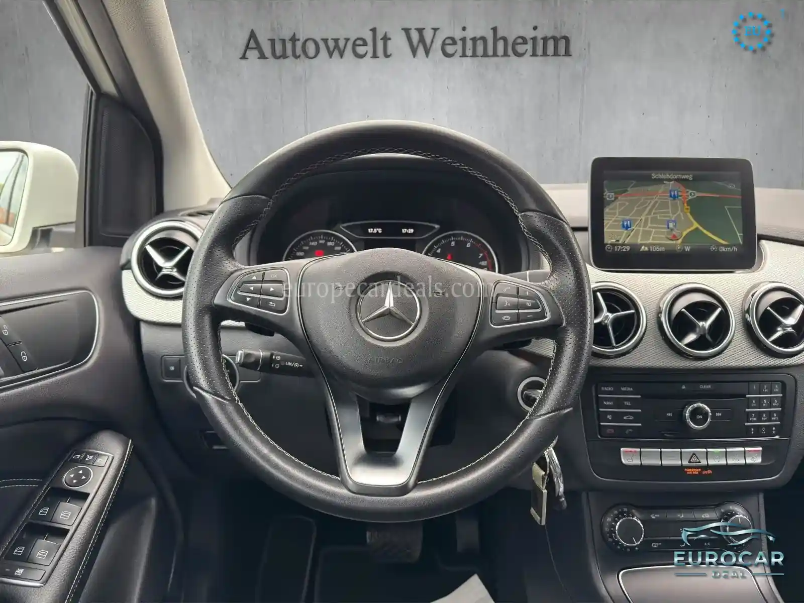 Mercedes-Benz B 200