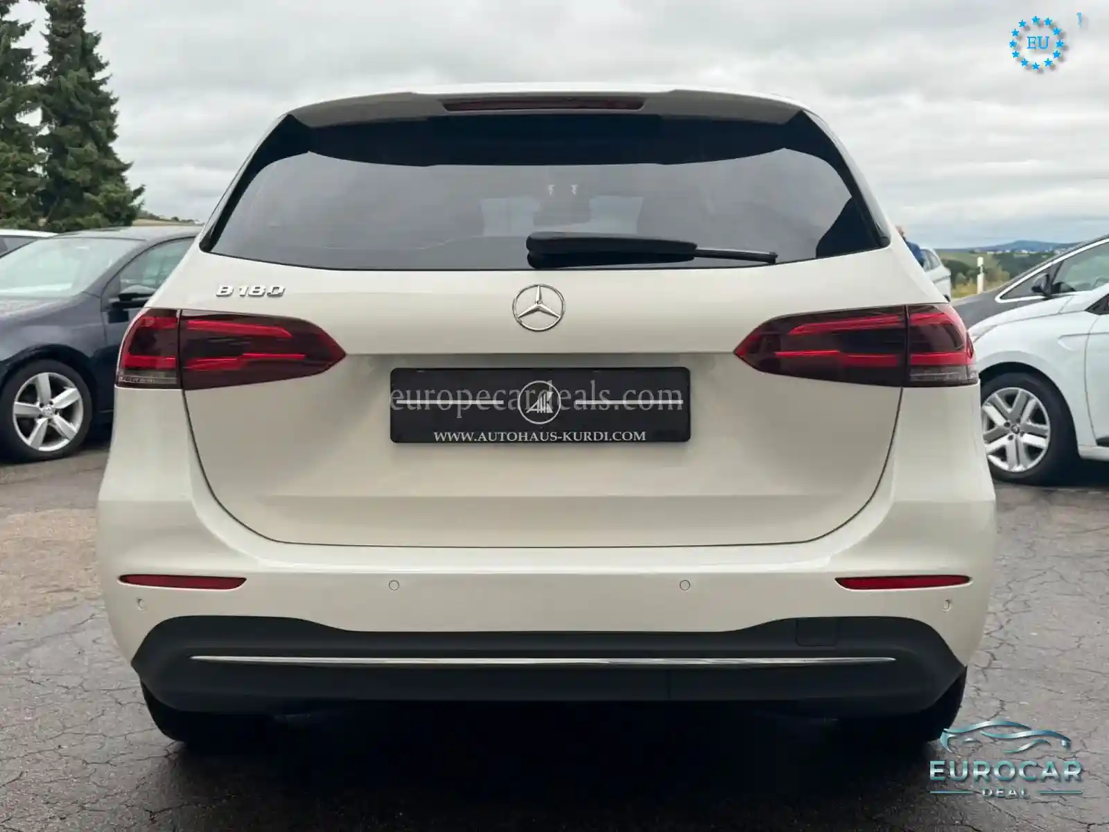 Mercedes-Benz B 180