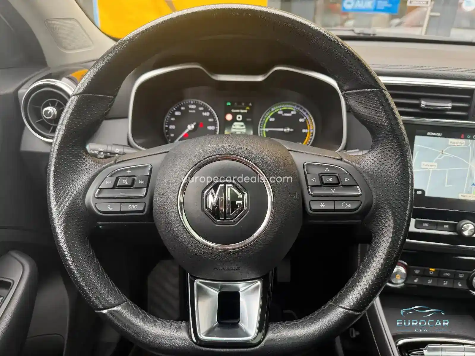MG ZS