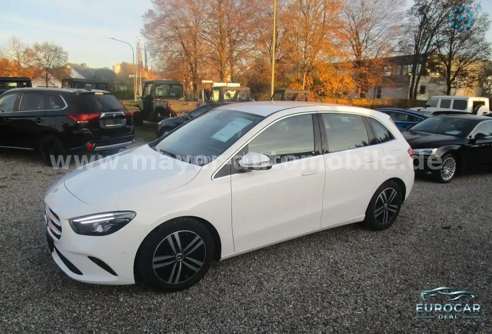 Mercedes-Benz B 180