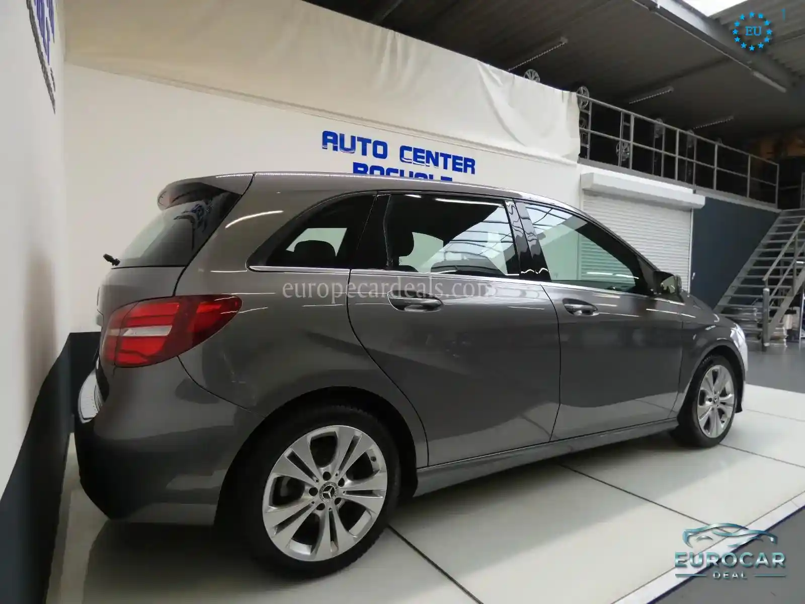 Mercedes-Benz B 200