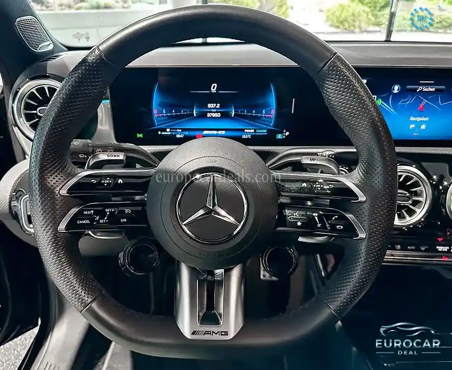 Mercedes-Benz A 35 AMG