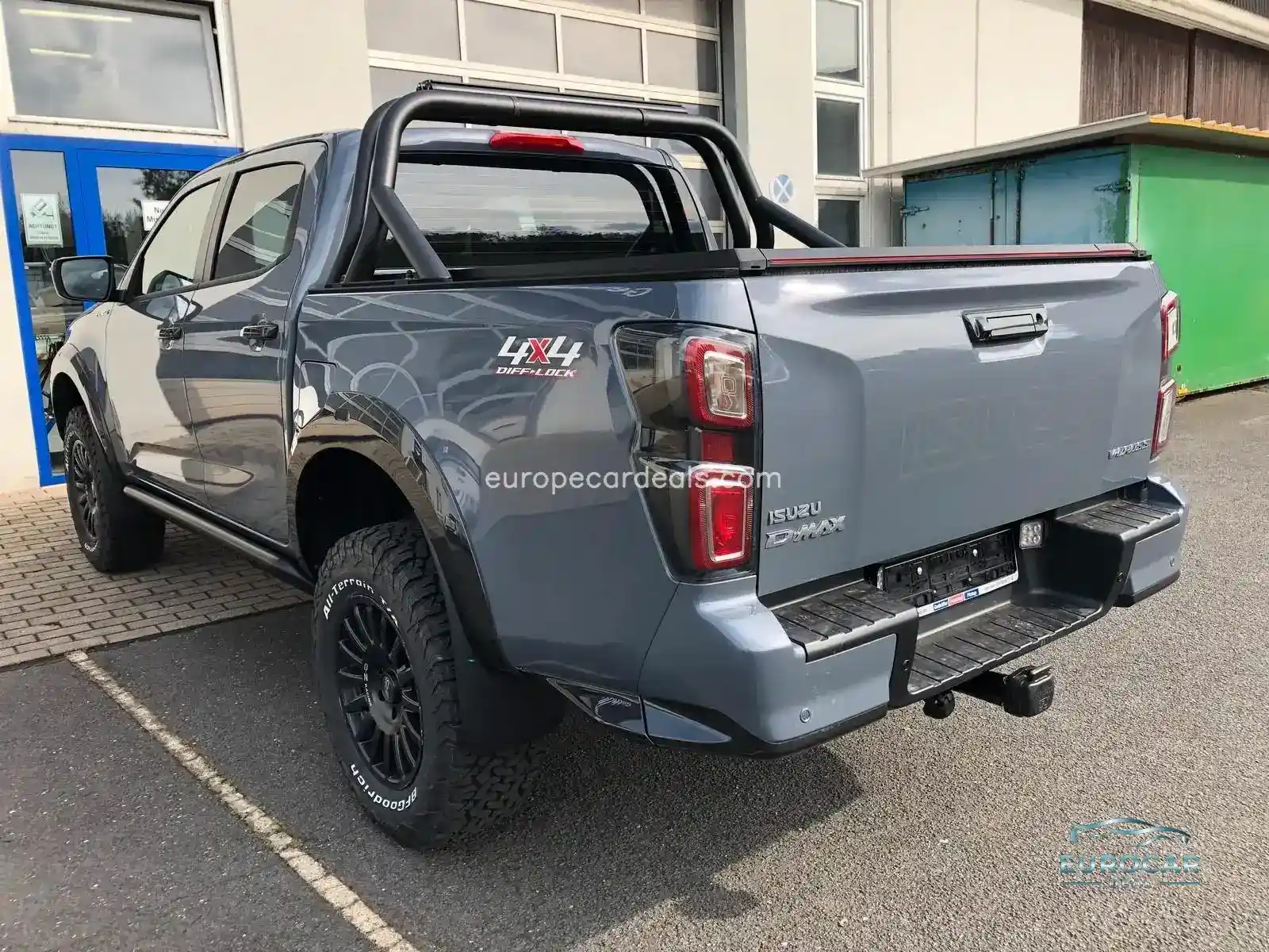 Double Cab V-Cross AT + hohes Fahrwerk +