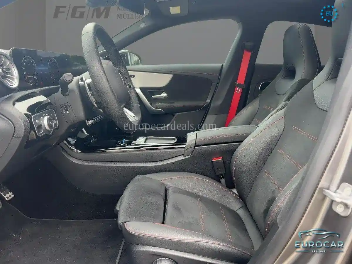 Mercedes-Benz CLA 35 AMG Shooting Brake