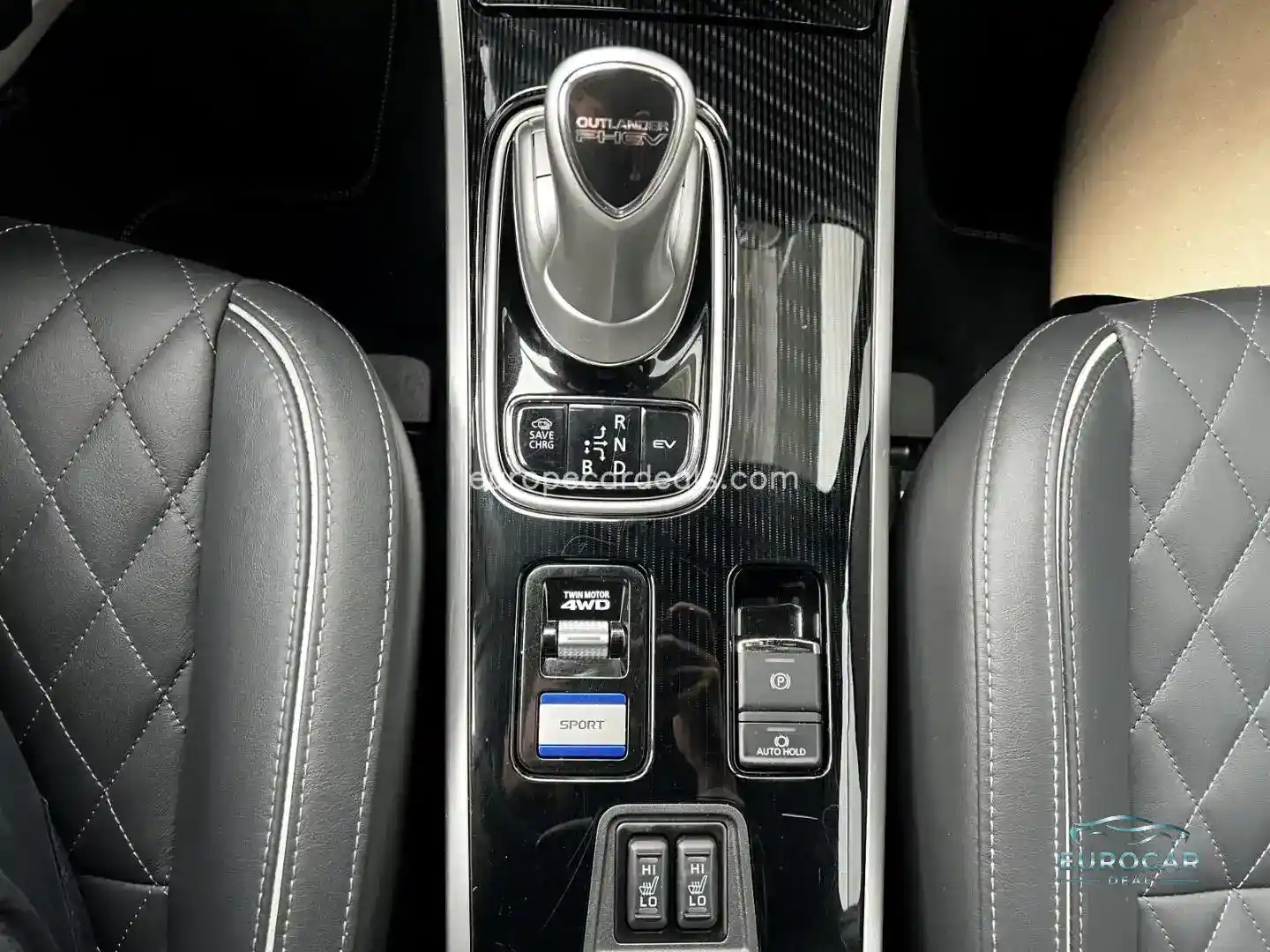 Mitsubishi Plug-in Hybrid Outlander