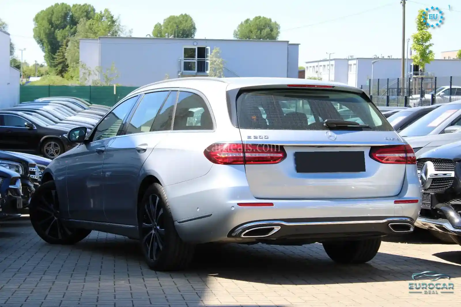 Mercedes-Benz E 200