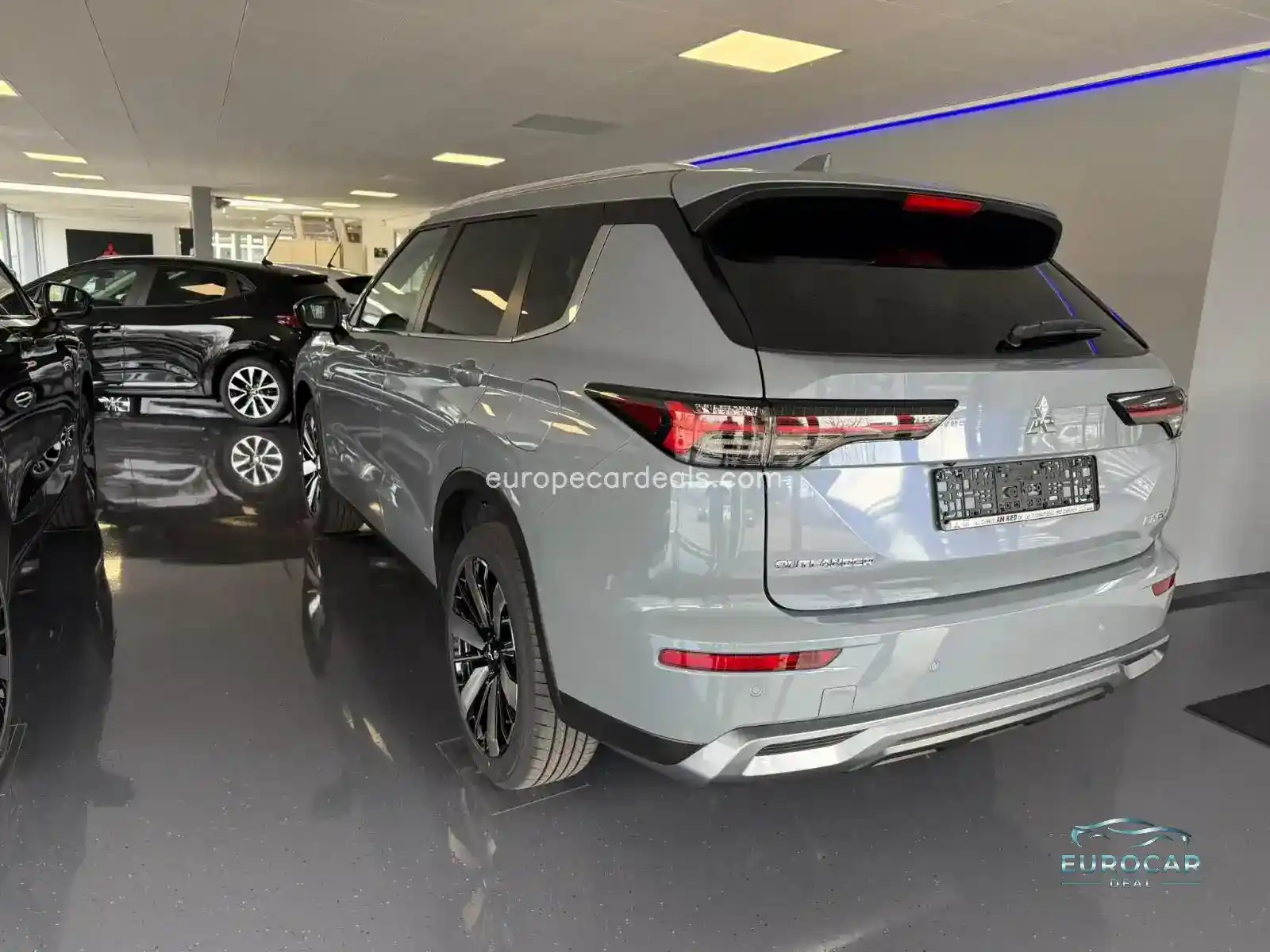 Mitsubishi Plug-in Hybrid Outlander