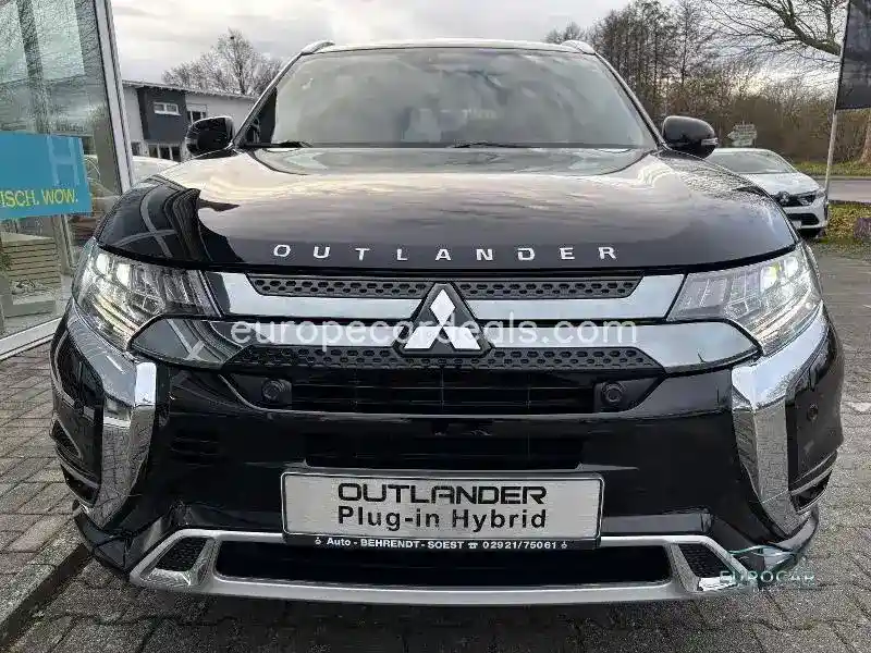 Mitsubishi Plug-in Hybrid Outlander