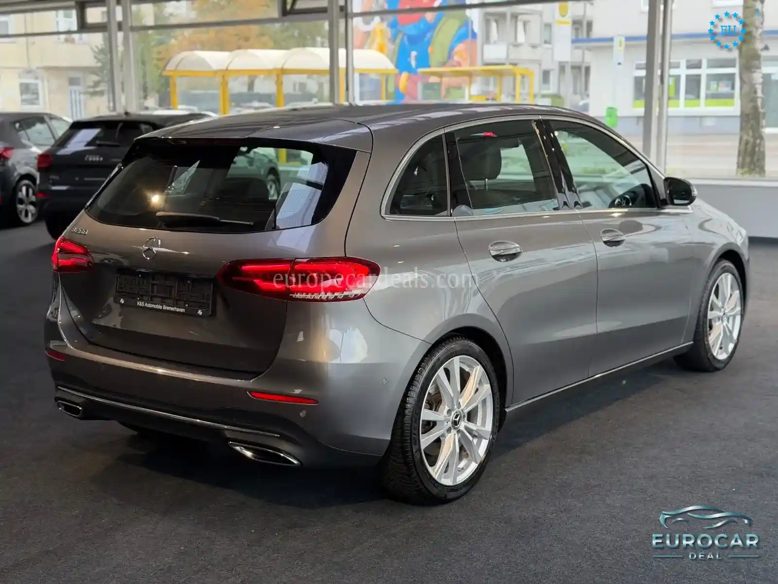 Mercedes-Benz B 200