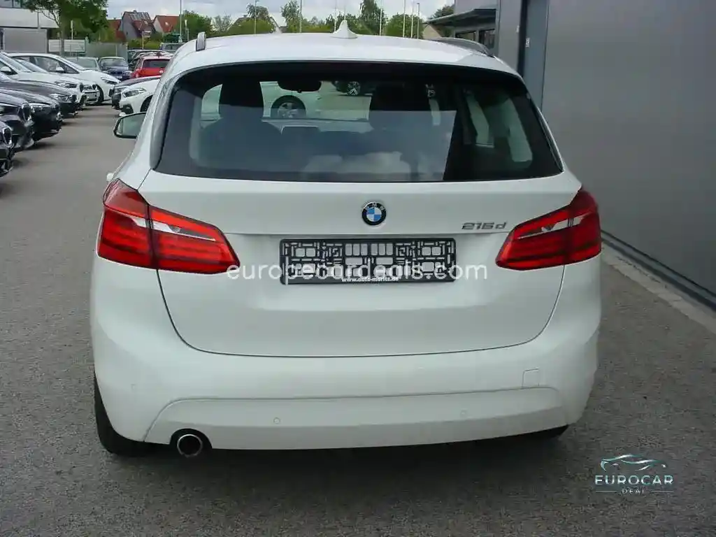 BMW 216