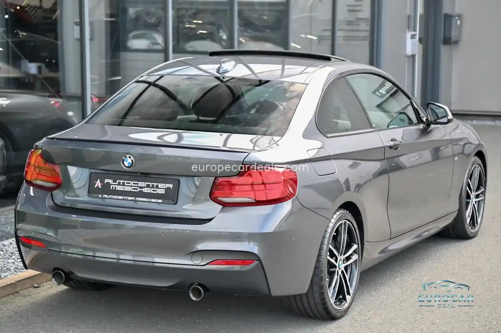 BMW M240i