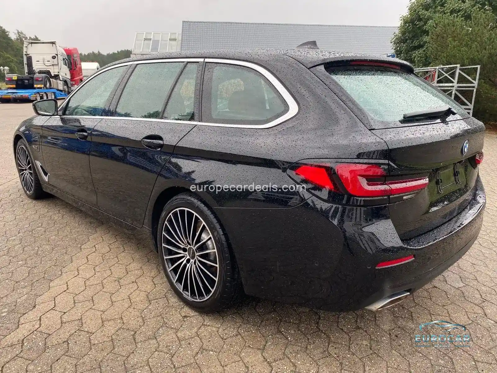 BMW 530