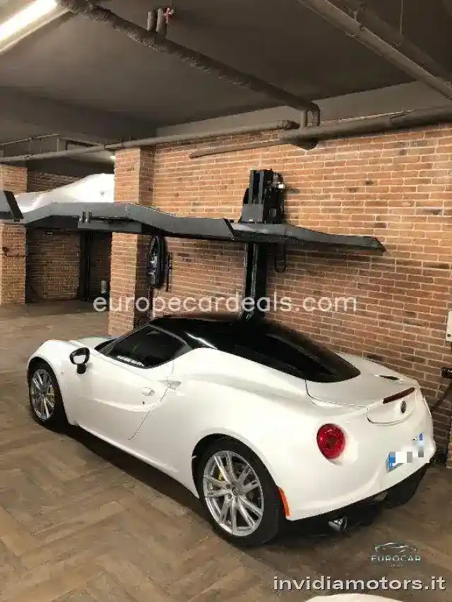 Alfa Romeo 4C