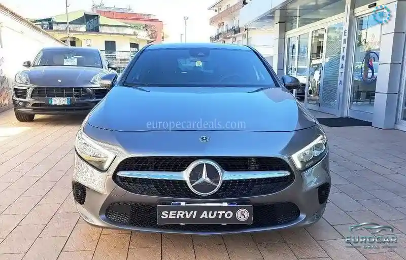 Mercedes-Benz A 180