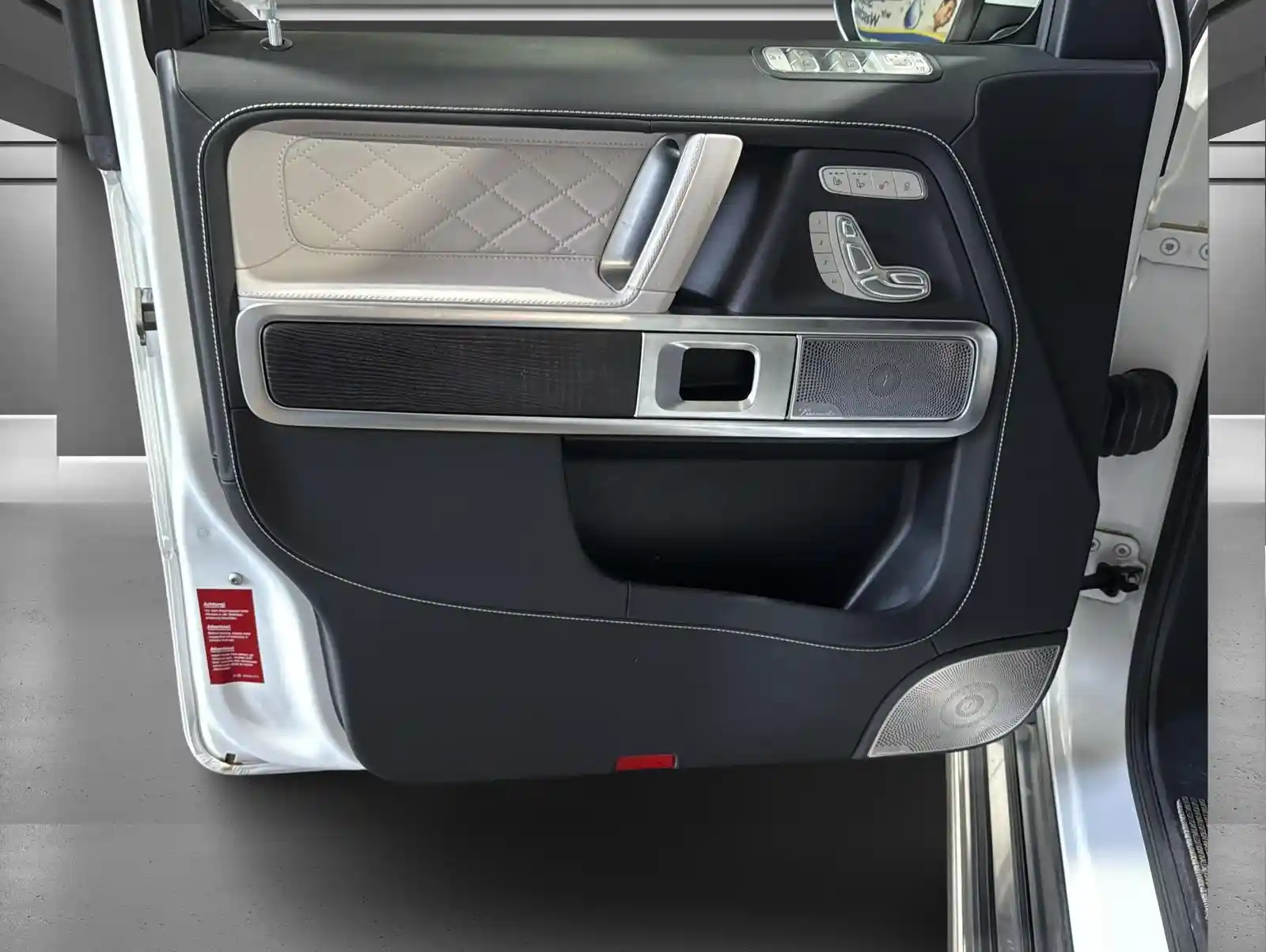 Mercedes-Benz G 500