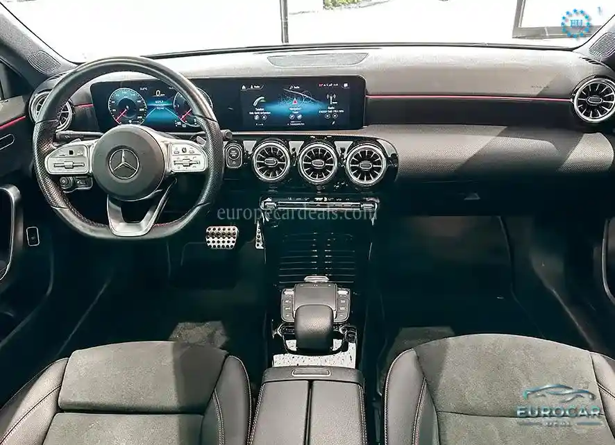 Mercedes-Benz A 220