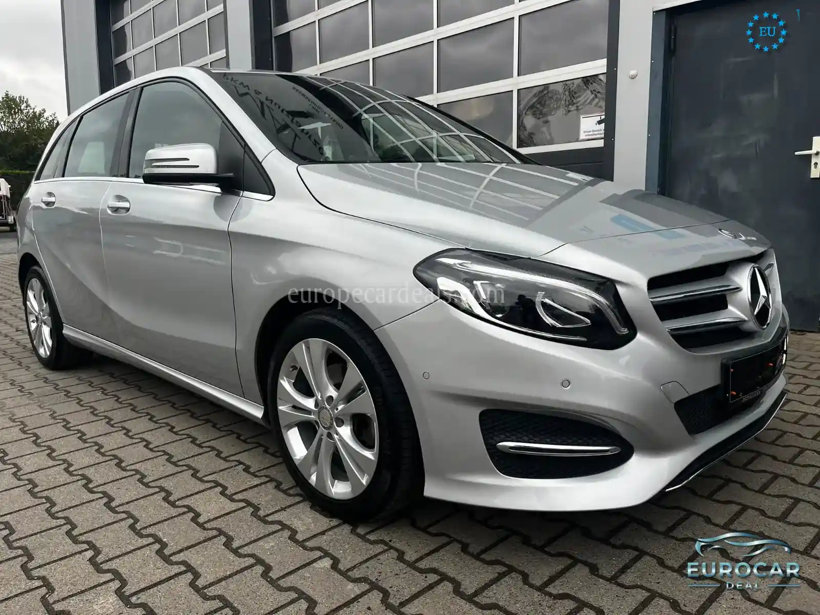 Mercedes-Benz B 200