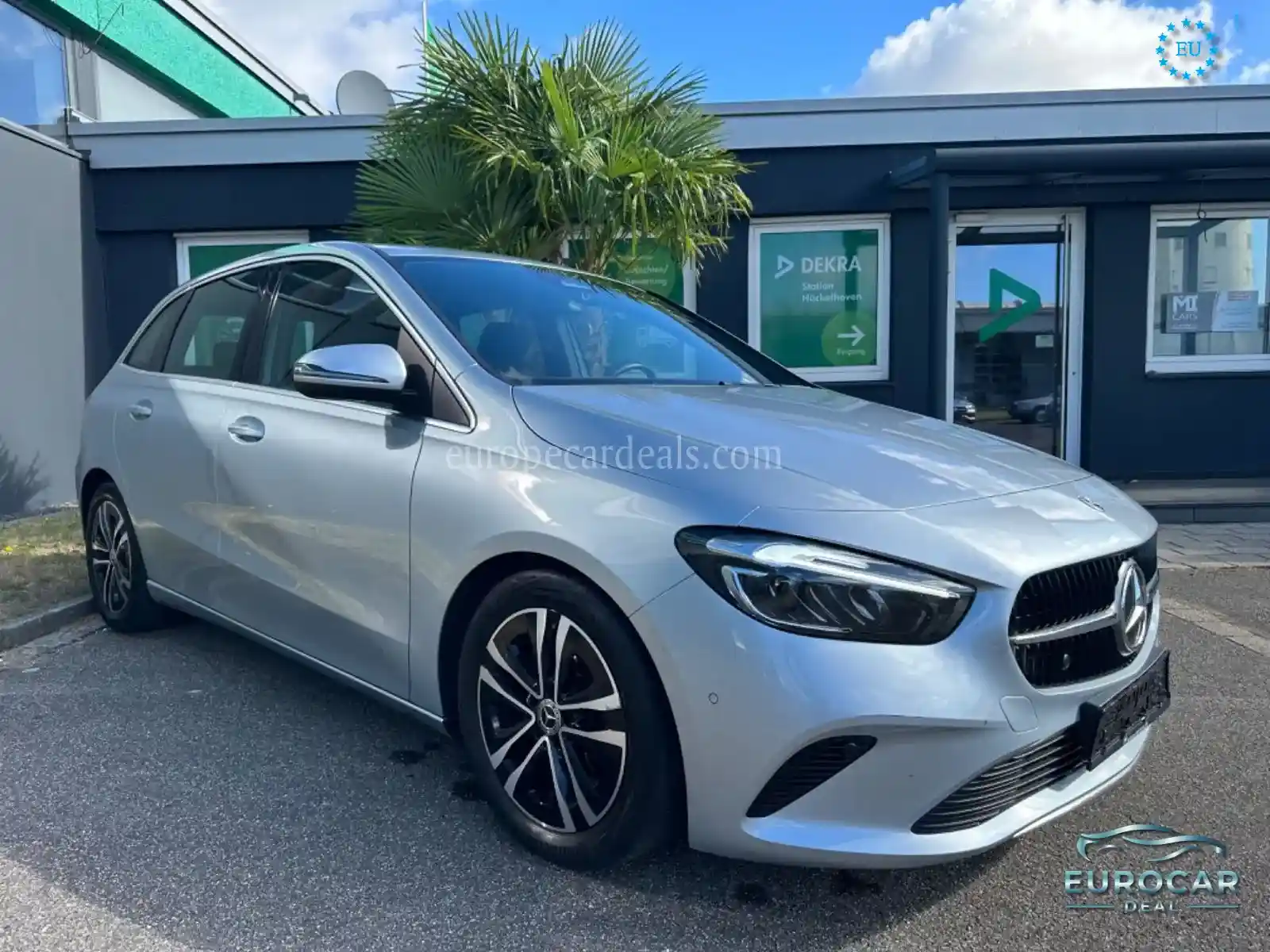 Mercedes-Benz B 180