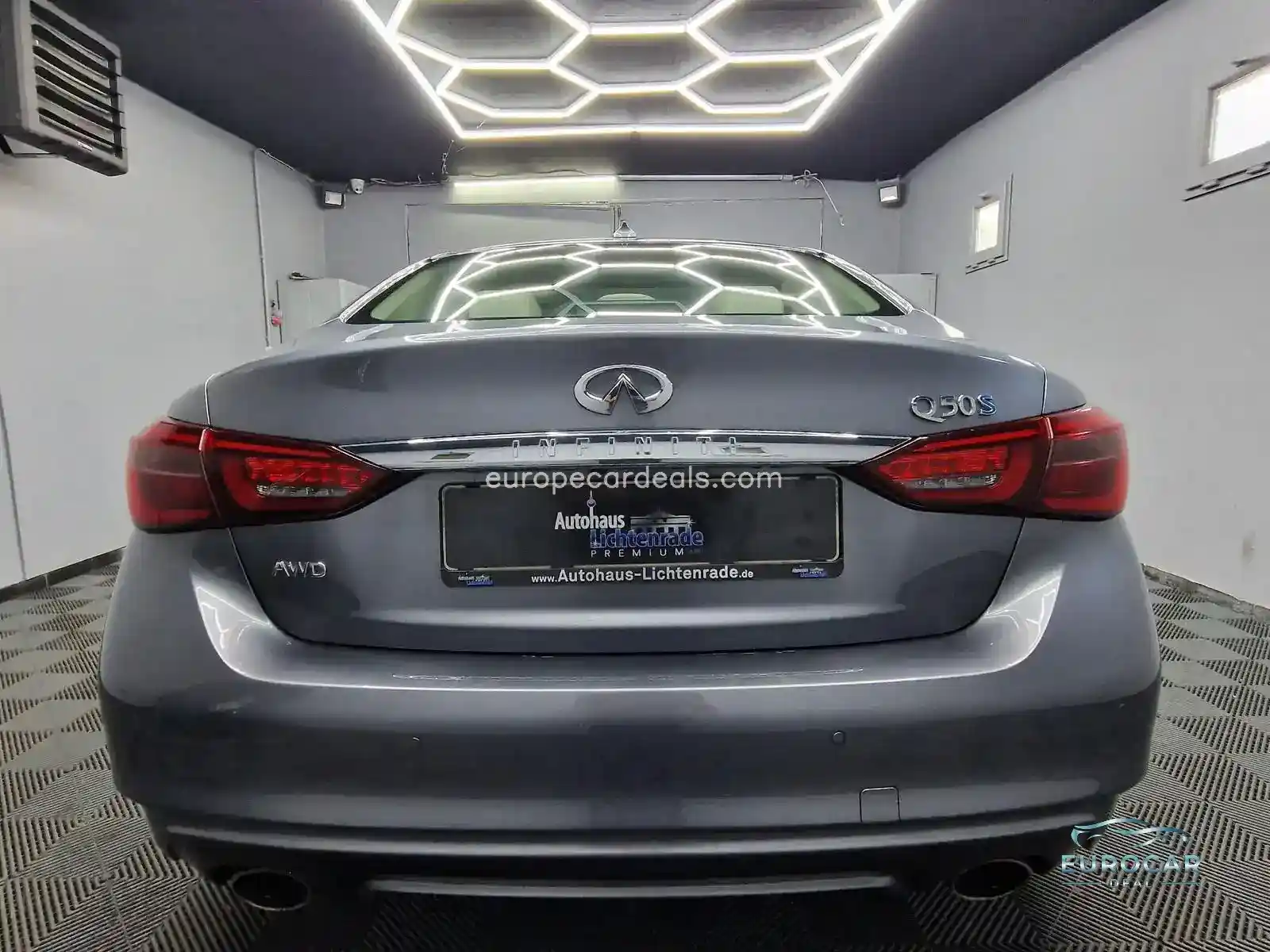 Infiniti Q50