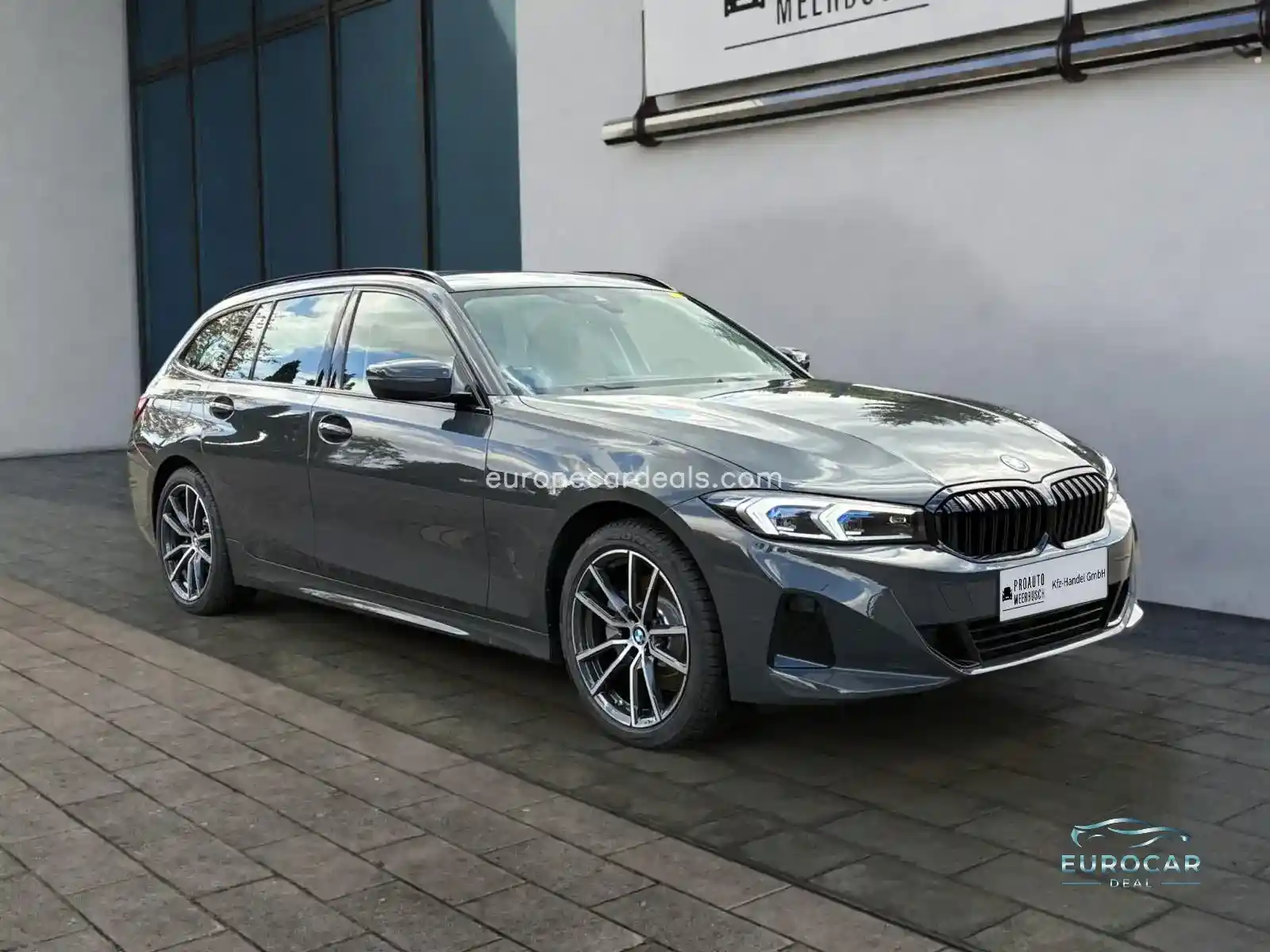 BMW 330