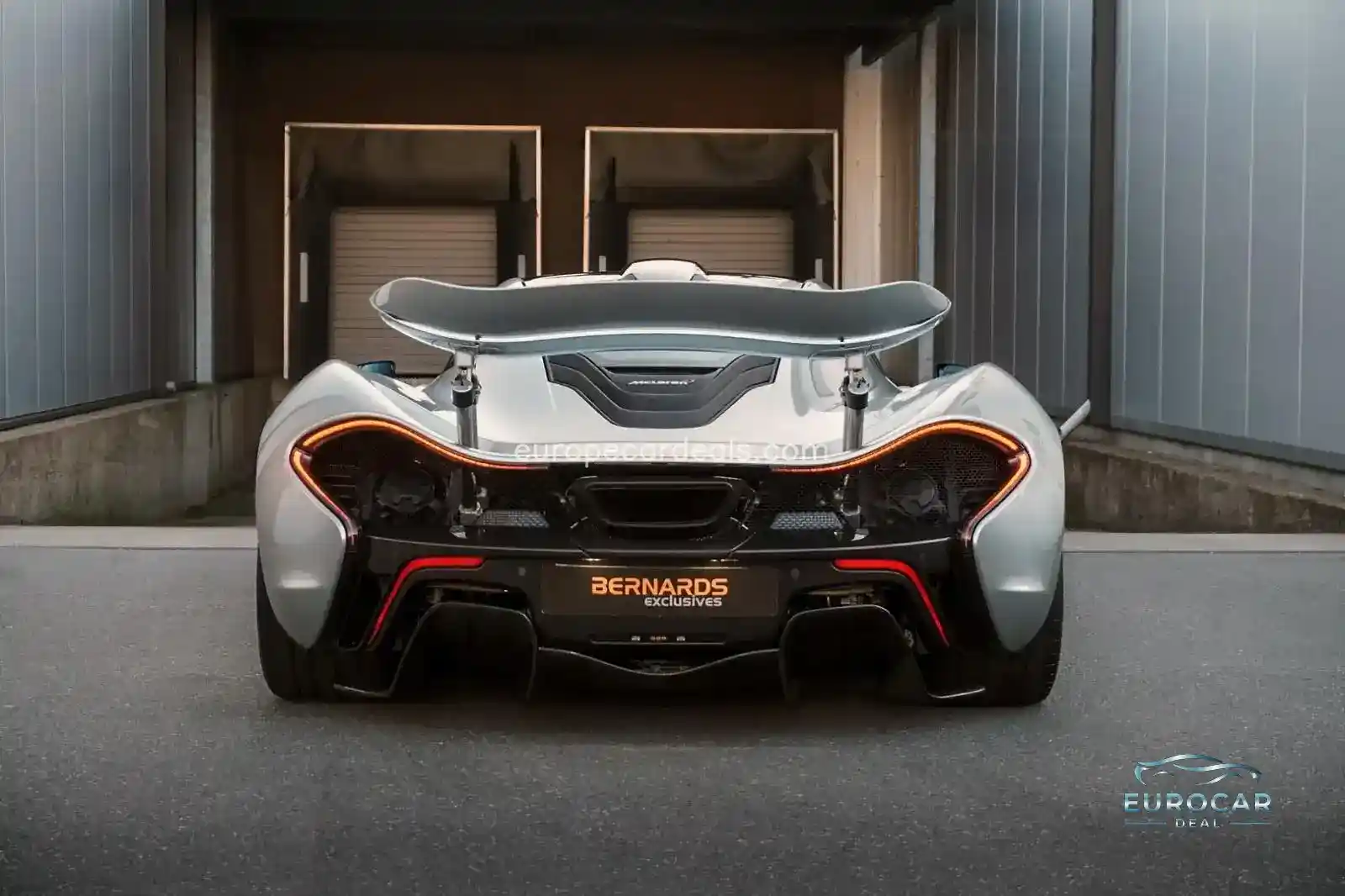 McLaren P1