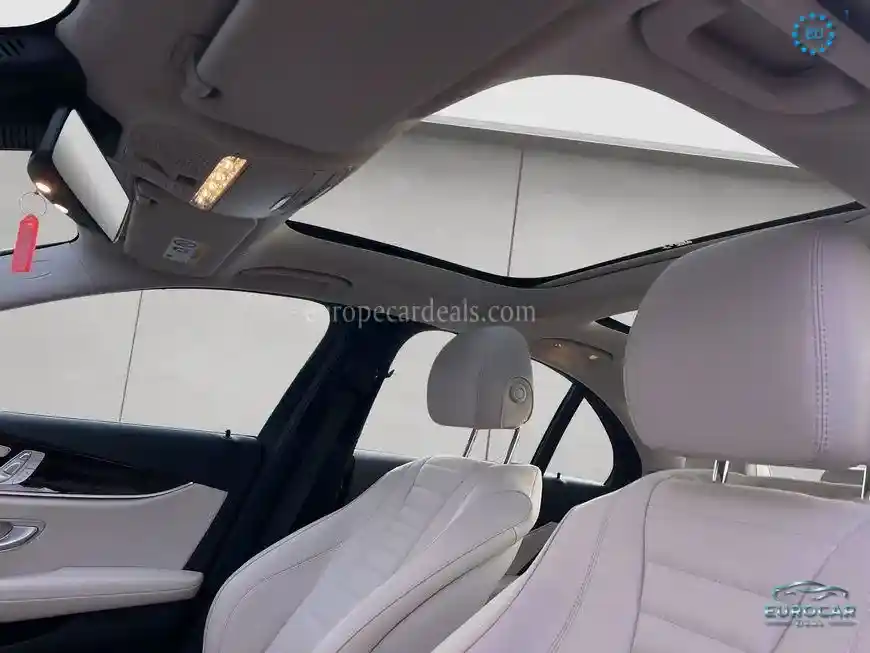 Mercedes-Benz E 300