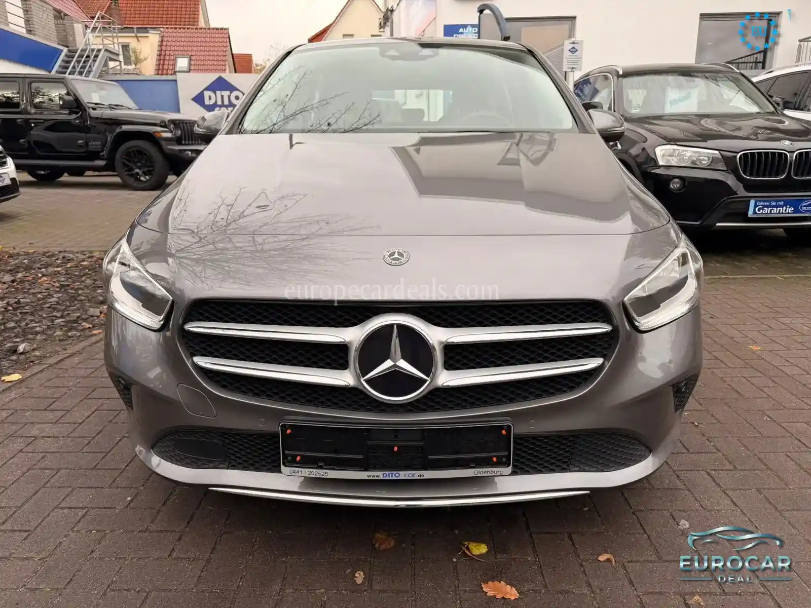 Mercedes-Benz B 180