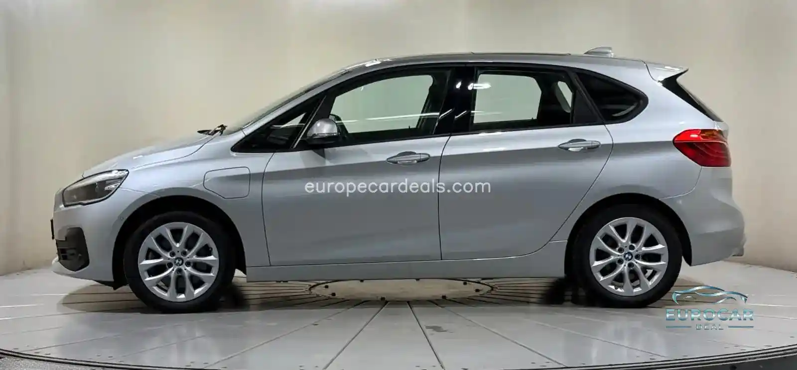 BMW 225