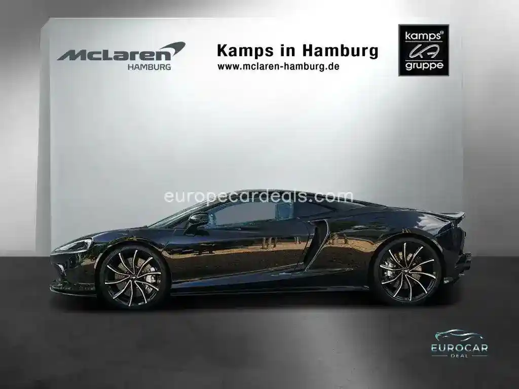 McLaren GT