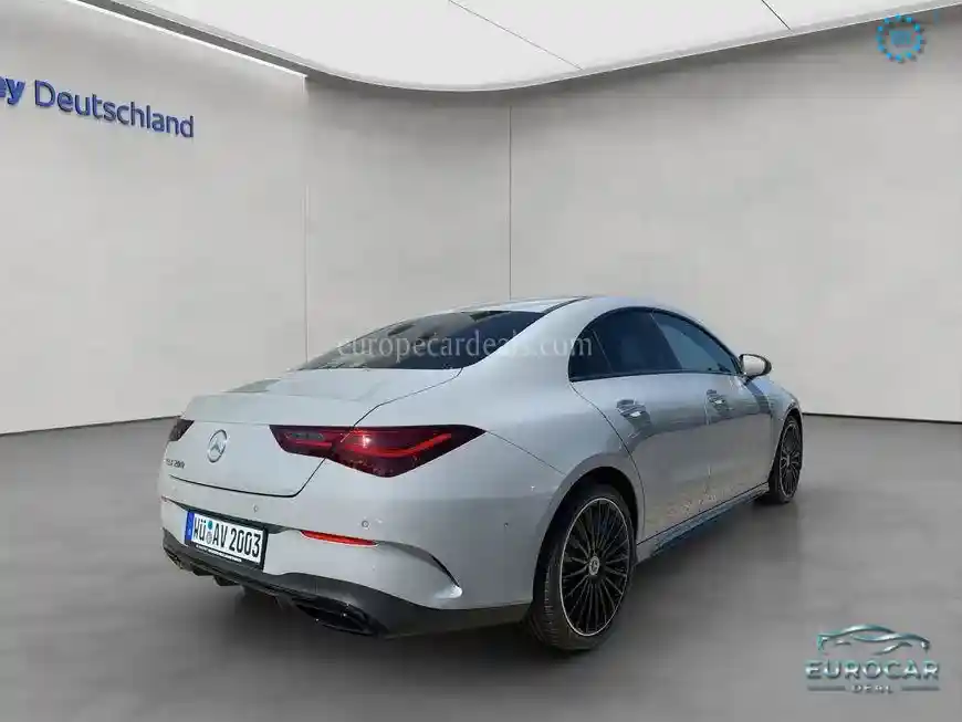 Mercedes-Benz CLA 200