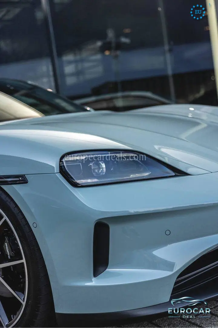 Porsche Taycan