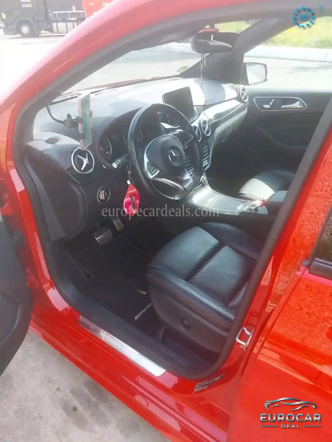 Mercedes-Benz B 220