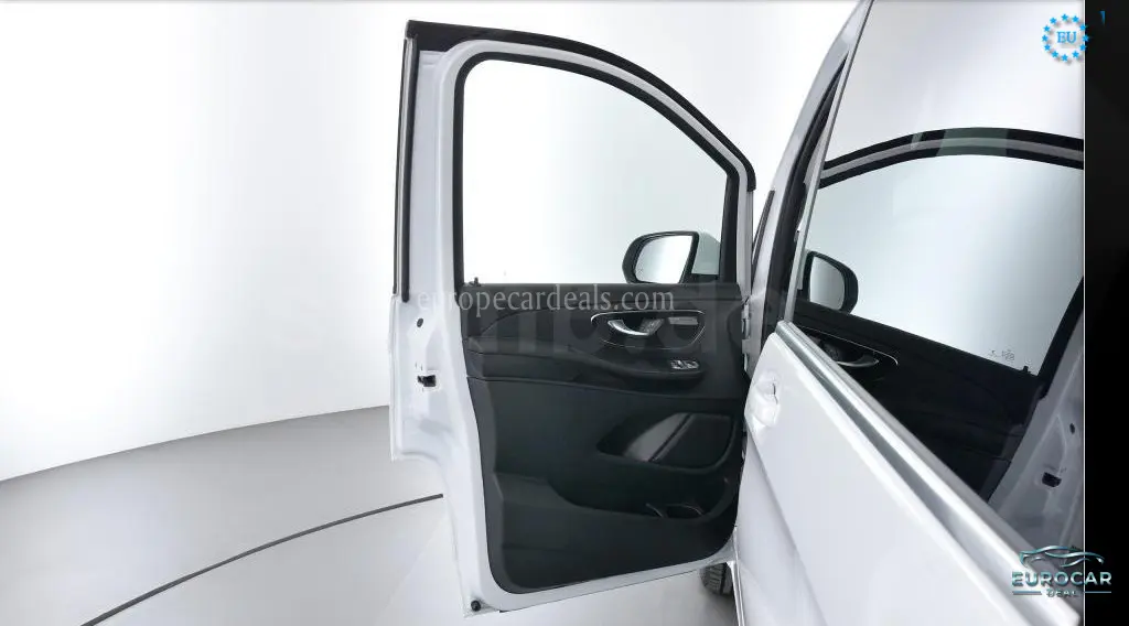 Mercedes-Benz V 220