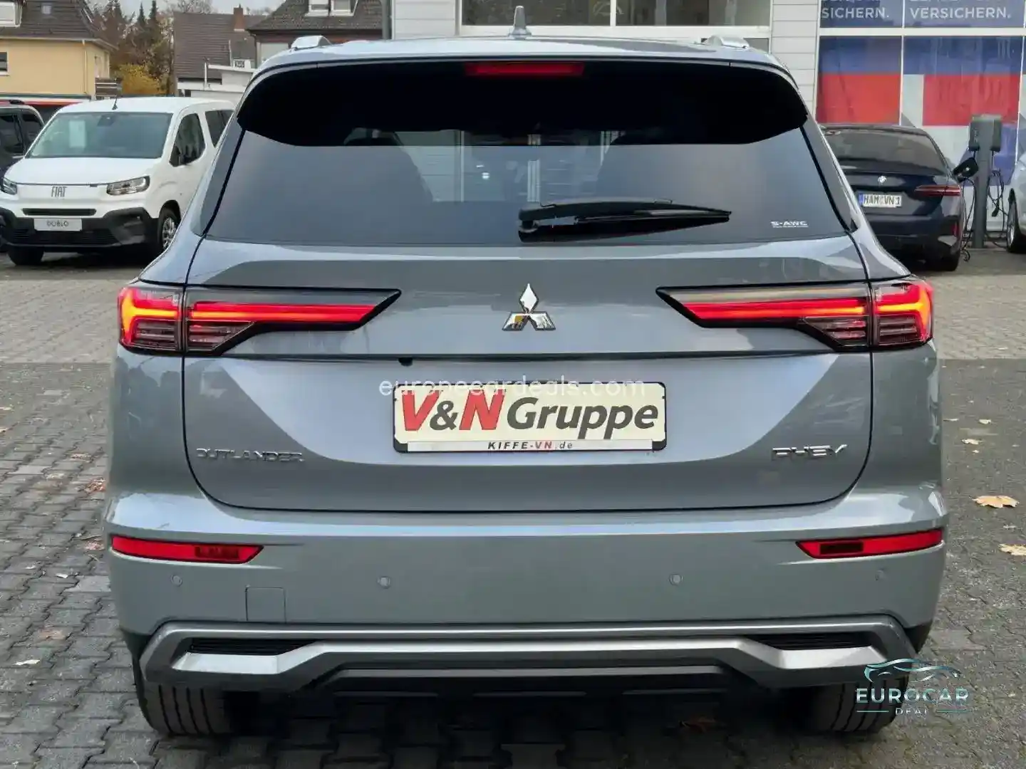 Mitsubishi Plug-in Hybrid Outlander
