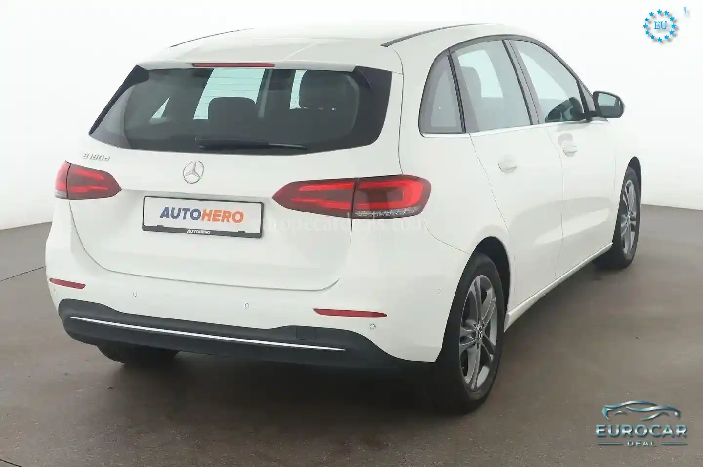 Mercedes-Benz B 180