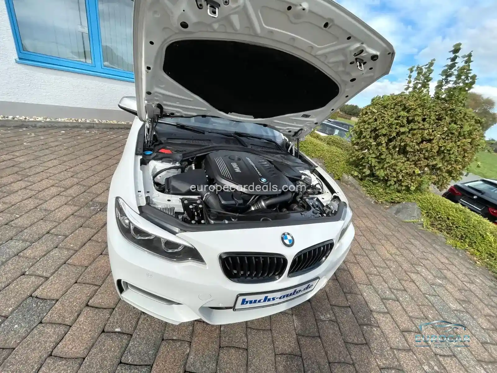 BMW M240i