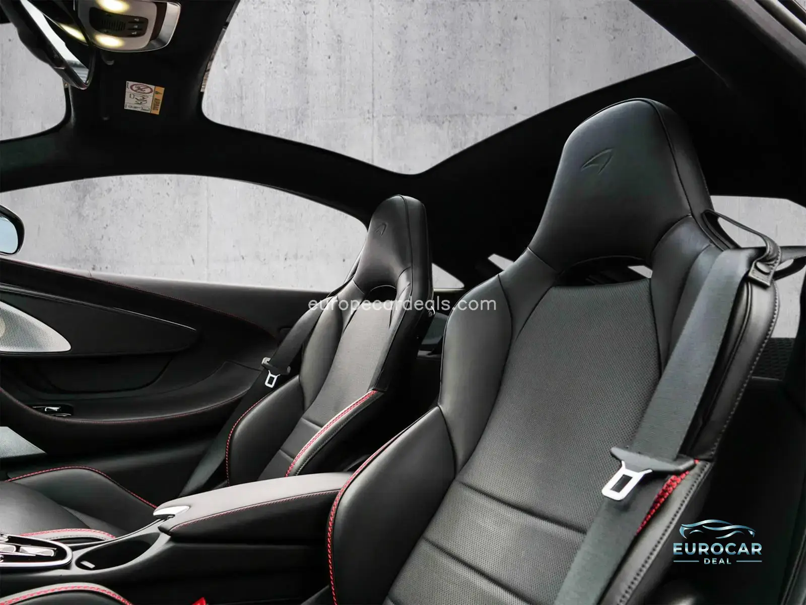 McLaren GT
