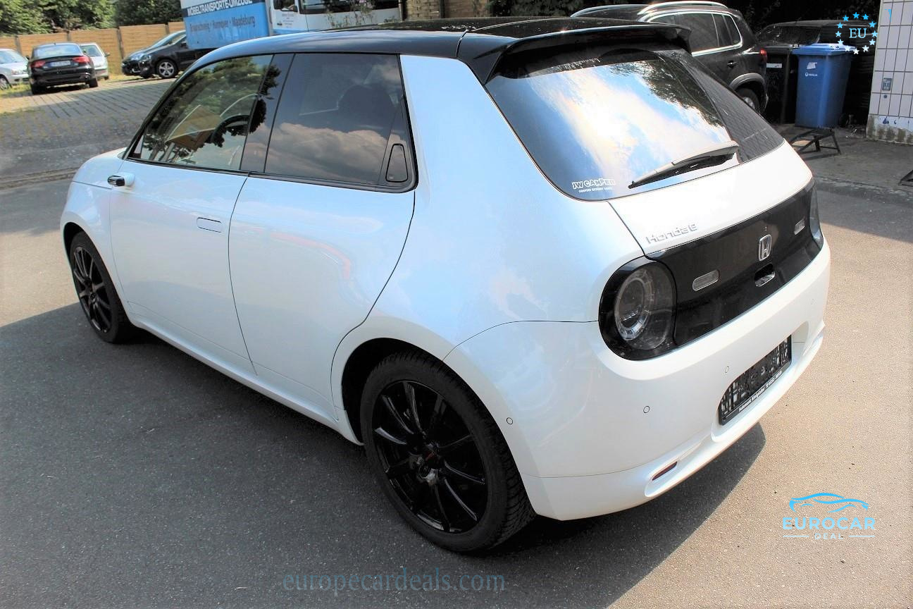 Honda e