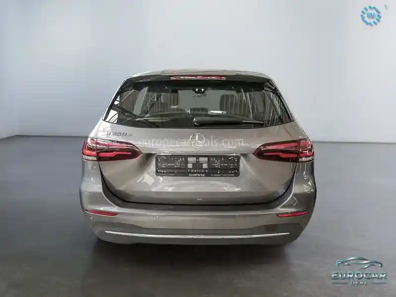 Mercedes-Benz B 250