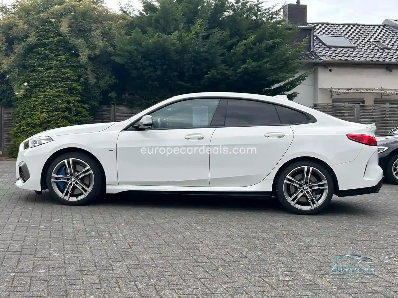 BMW M235