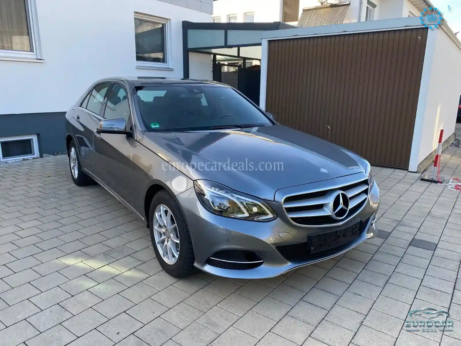 Mercedes-Benz E 200