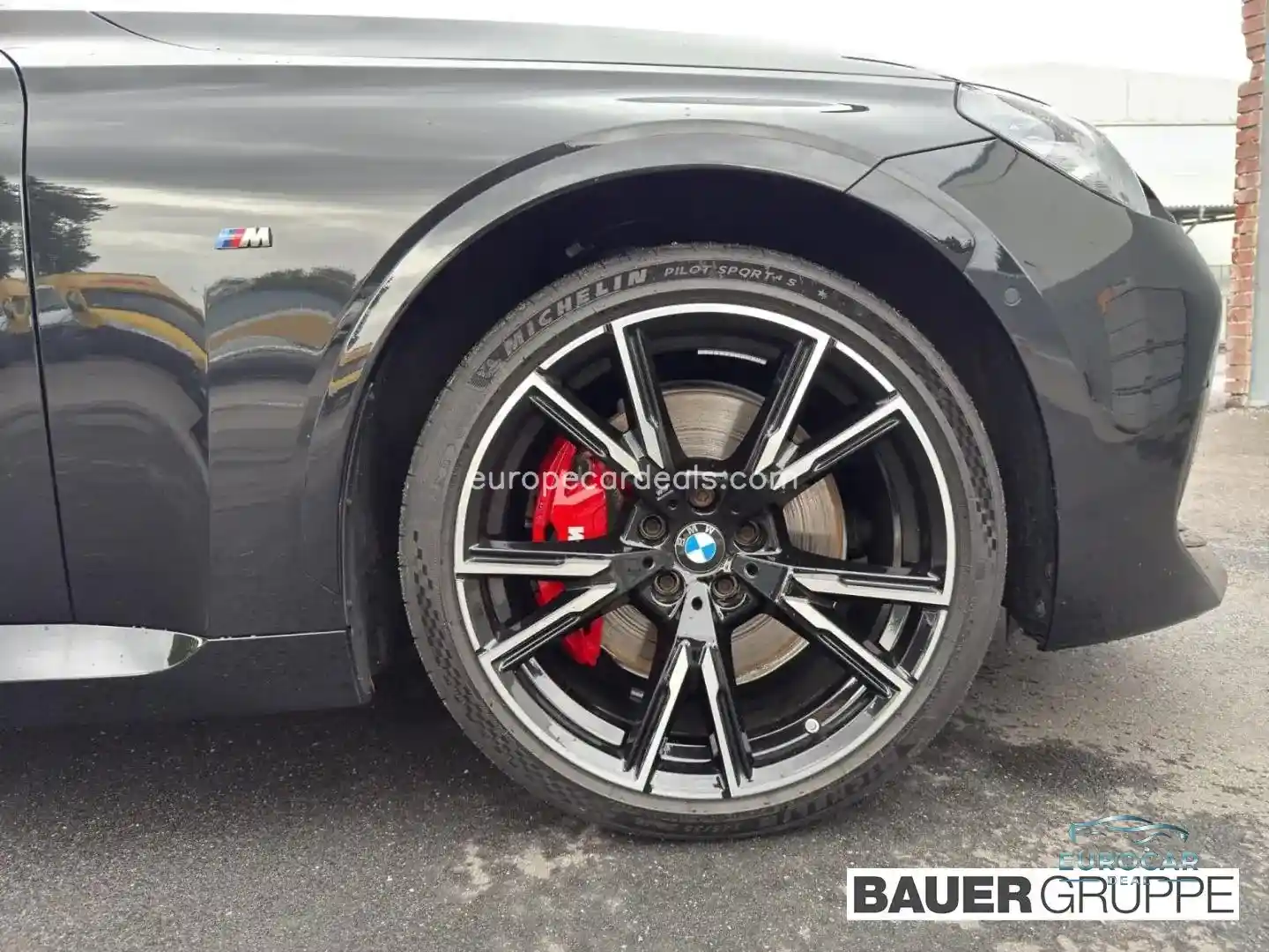BMW M240i