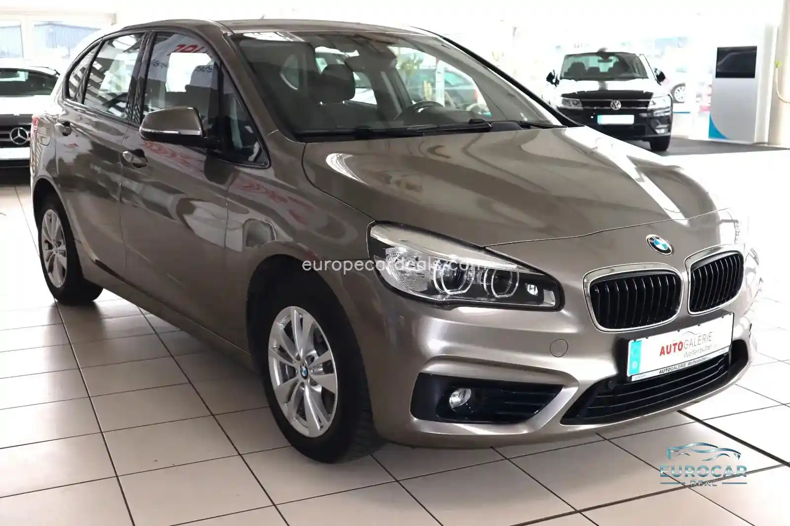 BMW 220