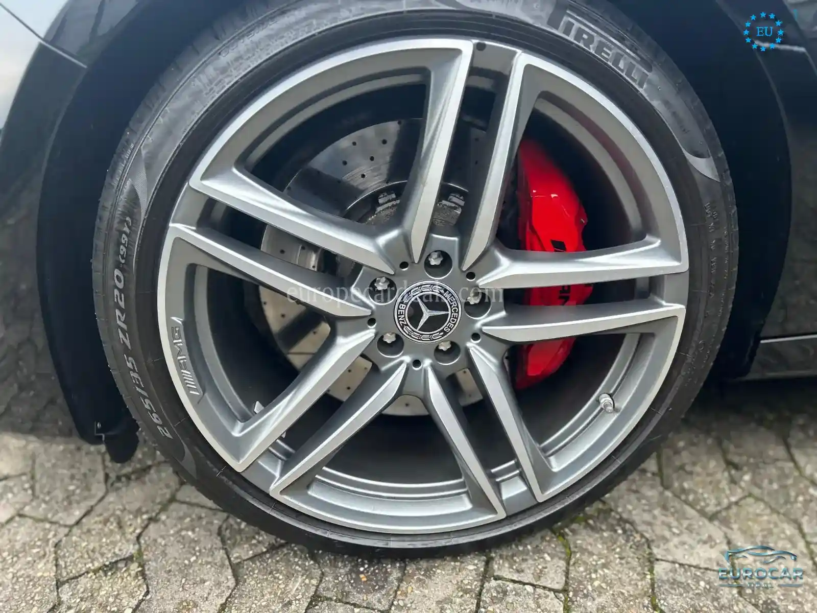 Mercedes-Benz E 63 AMG