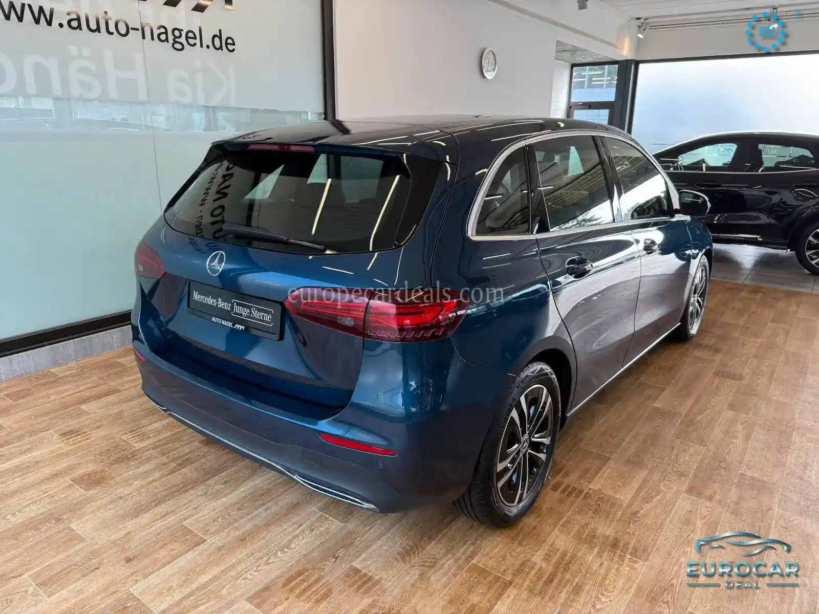 Mercedes-Benz B 200