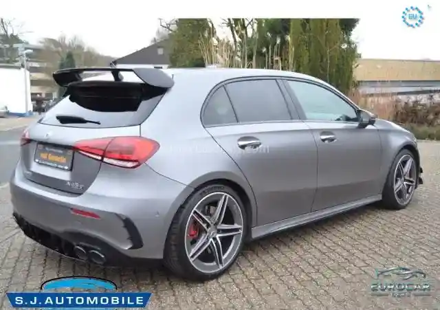 Mercedes-Benz A 45 AMG