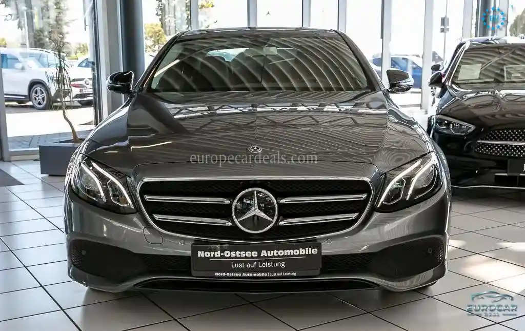 Mercedes-Benz E 200