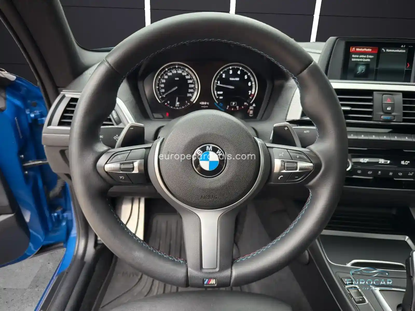 BMW M240i