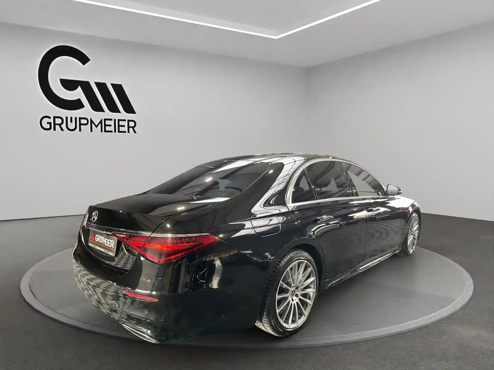 Mercedes-Benz S 500